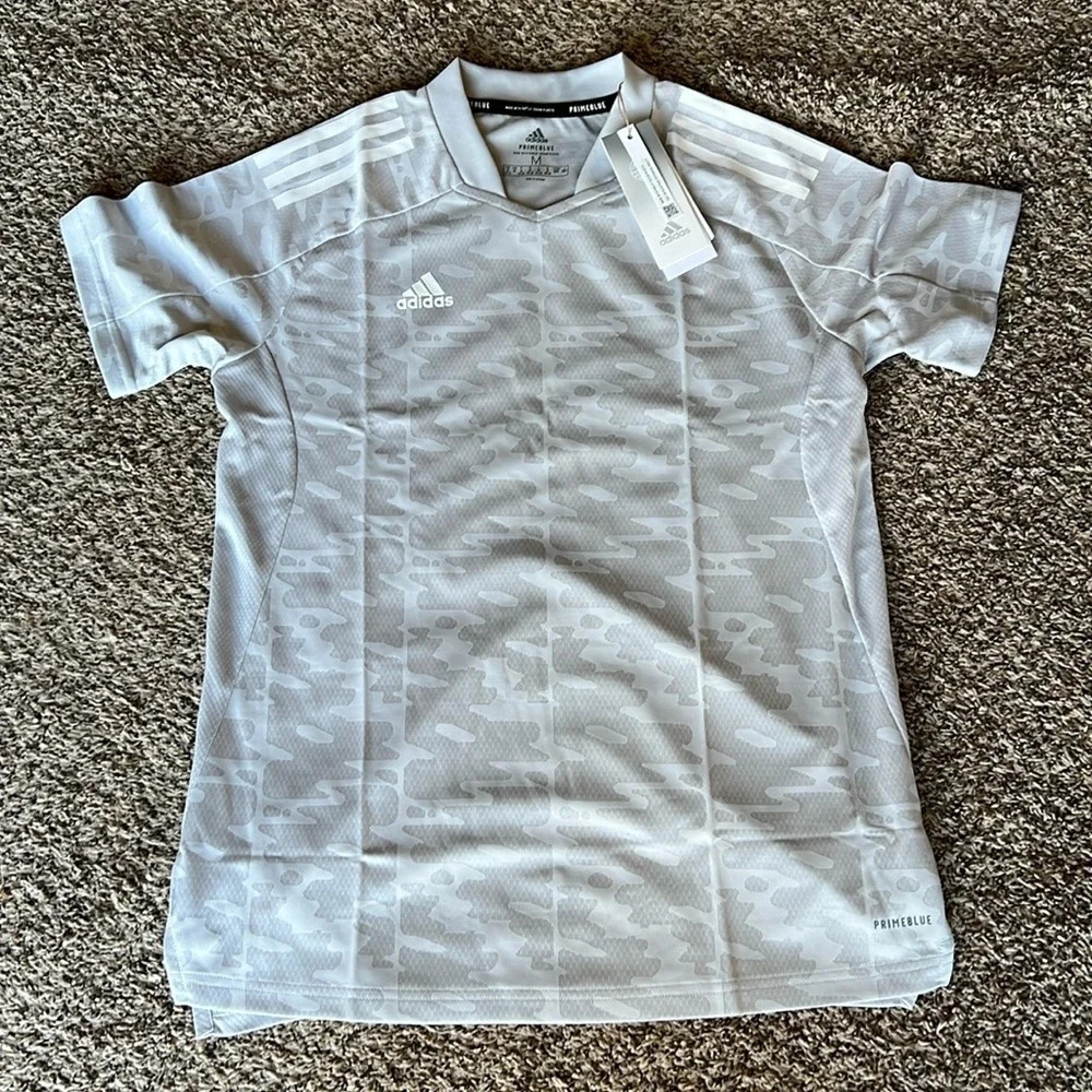 Adidas Women’s Size‎ M Tee Primeblue Aeroready Jersey